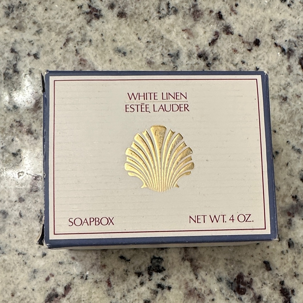 Estee Lauder White Linen Perfumed Soap and Decorative Soapdish - Picture 6 of 7
